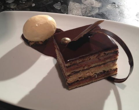 Steel Bar & Grill - Newcastle Accommodation 4