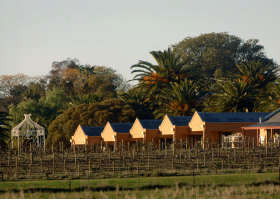 Carlyle VIC Newcastle Accommodation