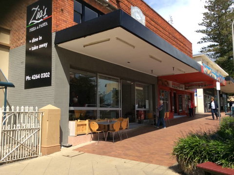 Zia’s Caffé - Newcastle Accommodation 0