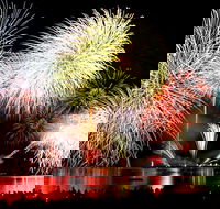 Sydney Harbour New Years Eve Fireworks Dinner Cruises - New Castle Tourism