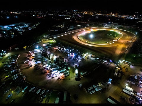 Valvoline Raceway's Opening Night - Newcastle Accommodation 0