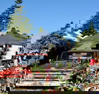 Watsons Bay Spring Market - Newcastle Accommodation