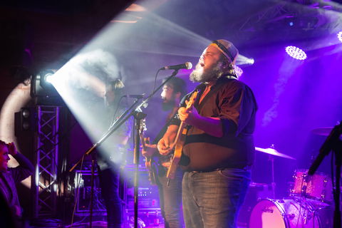 Hats Off To Country Music Festival - Newcastle Accommodation 1