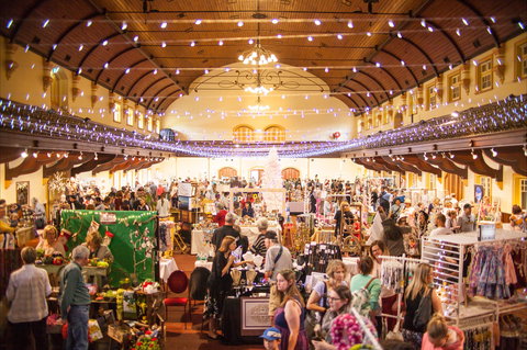 Niche Christmas Market - 