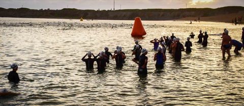 Sparke Helmore Newcastle City Triathlon - New Castle Tourism 1