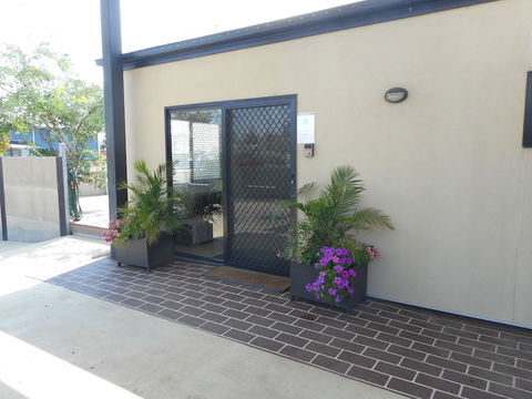 Injune Motor Inn - New Castle Tourism 1