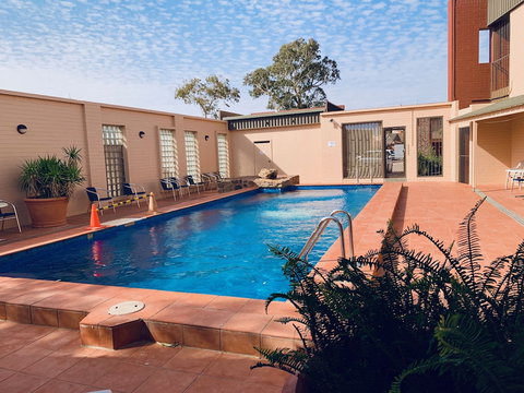 Desert Cave Hotel - Newcastle Accommodation 5