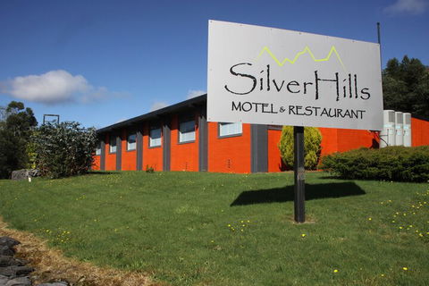 Silver Hills Motel - New Castle Tourism 2