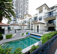 Island Beach Resort - Newcastle Accommodation