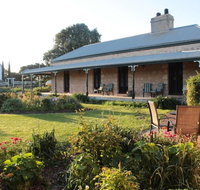 Robe House - Newcastle Accommodation
