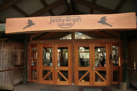 Jemby Rinjah Eco Lodge - New Castle Tourism 4