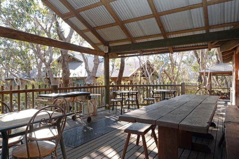 Jemby Rinjah Eco Lodge - New Castle Tourism 0