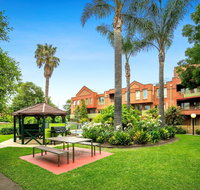 Comfort Apartments Royal Gardens - Newcastle Accommodation