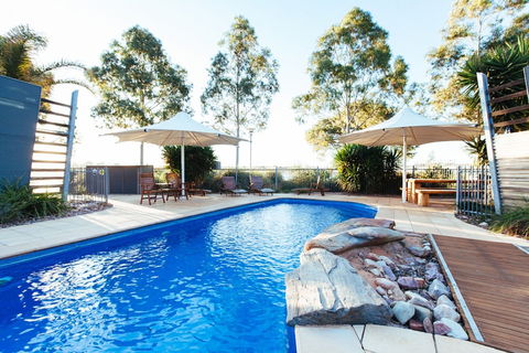 Majestic Oasis Apartments - New Castle Tourism 1