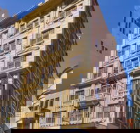 Adelaide Paringa - Newcastle Accommodation