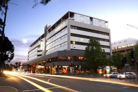 Novotel Canberra - New Castle Tourism 0