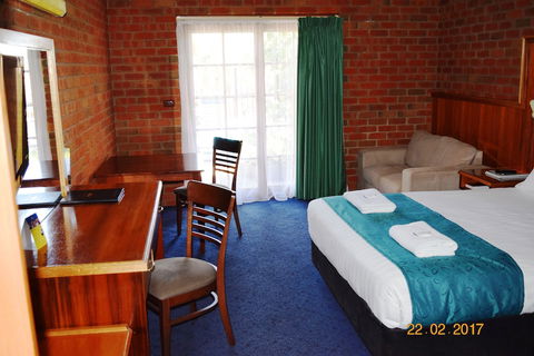 Early Australian Motor Inn - Newcastle Accommodation 4