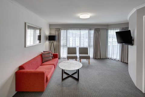 Adina Serviced Apartments Canberra James Court - New Castle Tourism 2