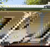 Illalangi Boutique Cottage - New Castle Tourism