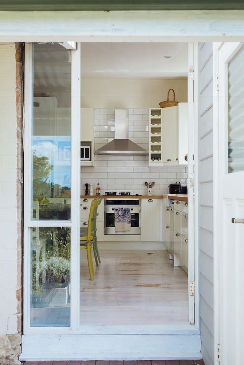Illalangi Boutique Cottage - New Castle Tourism 1