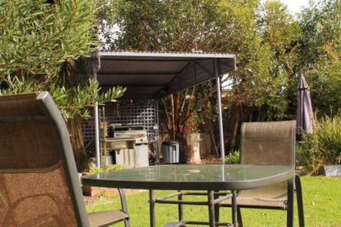 Inverloch Motel - Newcastle Accommodation 2