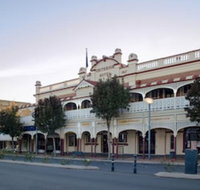 Criterion Hotel Warwick - Newcastle Accommodation