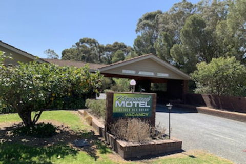 Kingswood Motel - New Castle Tourism 0