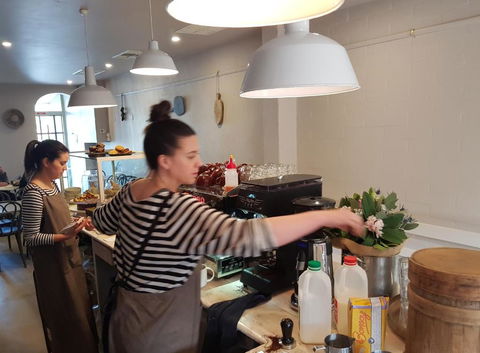 Fig Cafe & Accommodation - New Castle Tourism 3
