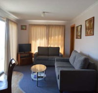 Sunset Holiday Villas - Newcastle Accommodation