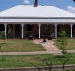 A Homestead on Market - Newcastle Accommodation