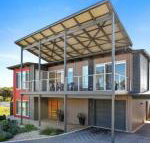 RiverSea Goolwa Beachhouse WiFi Pet Friendly - Newcastle Accommodation