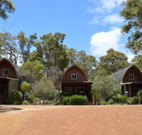 Jarrah Glen Cabins - Newcastle Accommodation