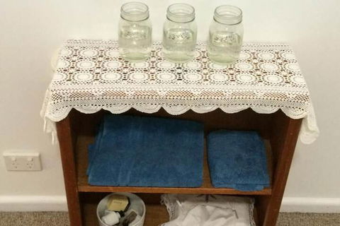 Langley Cottage B & B - New Castle Tourism 2