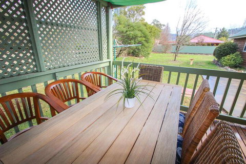 Halinka Lodge - Newcastle Accommodation 0