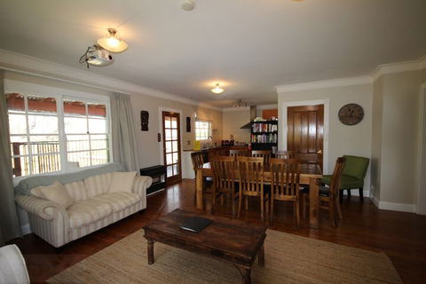 Lily May Cottage - New Castle Tourism 2