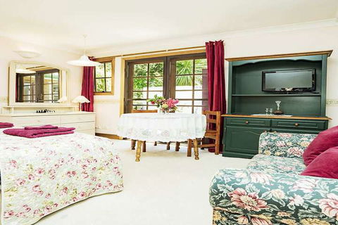 Kalimna Spa Room - New Castle Tourism 4