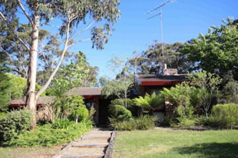 Rosella Retreat - New Castle Tourism 0