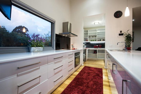 Azura - New Castle Tourism 3