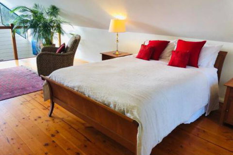 Zephyr Studio - Newcastle Accommodation 0