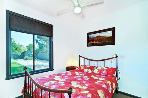 Sea Devine - Newcastle Accommodation 4