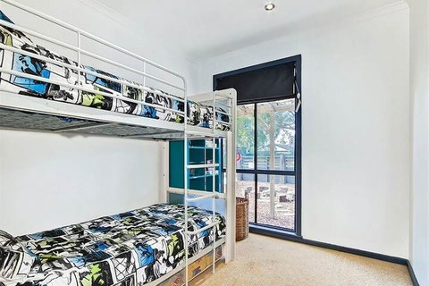 Sea Devine - Newcastle Accommodation 3
