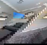 Tomaree Road 19 The Cottage