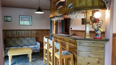 View Mount - Newcastle Accommodation 6