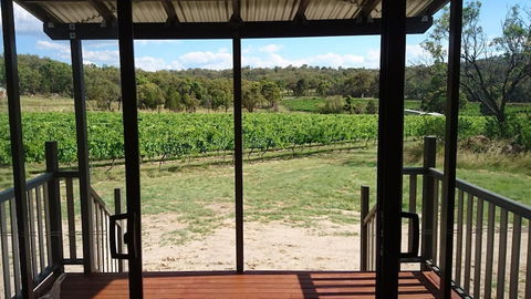 Just Red Wines Vineyard Cabins - New Castle Tourism 2