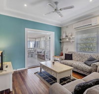 Tomaree Road 14 Oscars Pet Friendly Beach House