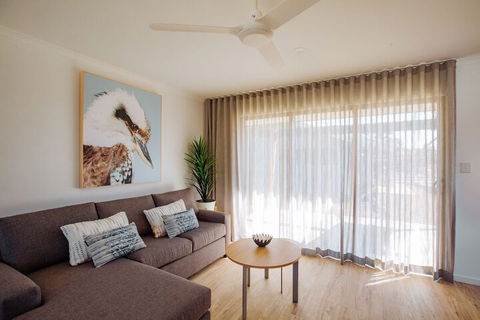 Big4 Sandstone Point Holiday Resort - New Castle Tourism 5