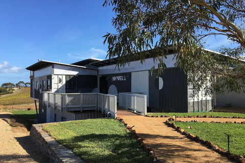 Hotel California Road Inkwell Wines - Newcastle Accommodation 2