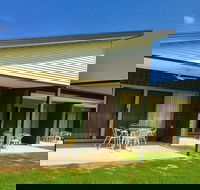 cluBarham Golf Resort - Newcastle Accommodation