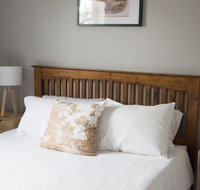 Wayfarers Cottage - Newcastle Accommodation