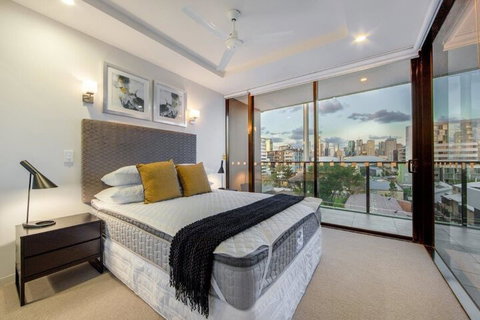 AAB Apartments South Brisbane - New Castle Tourism 6